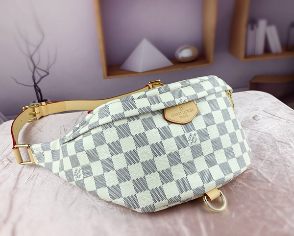 ルイヴィトンバッグ正面デザイン